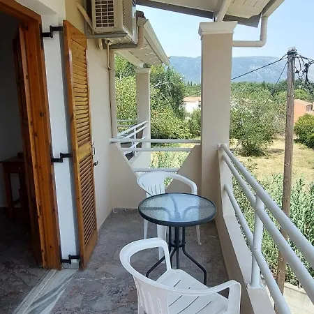 Spiros - Apartments, * イプソス