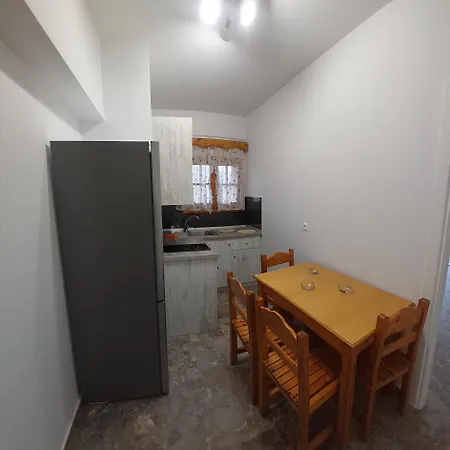 Spiros - Apartments, Apartamento Ýpsos