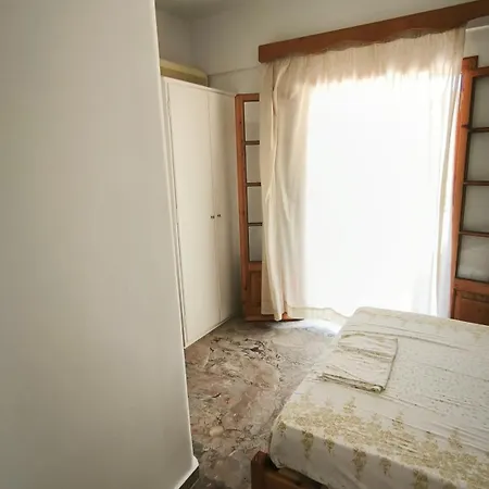 Spiros - Apartments, Апартаменты Ипсос