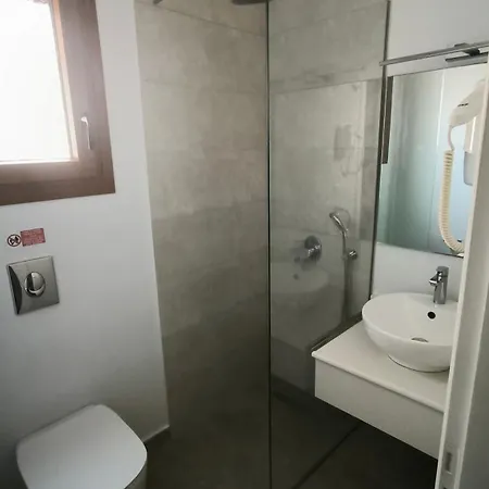 Spiros - Apartments, Апартаменты *