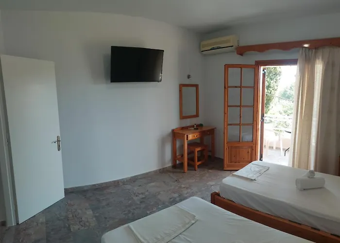 Apartman Spiros - Apartments,