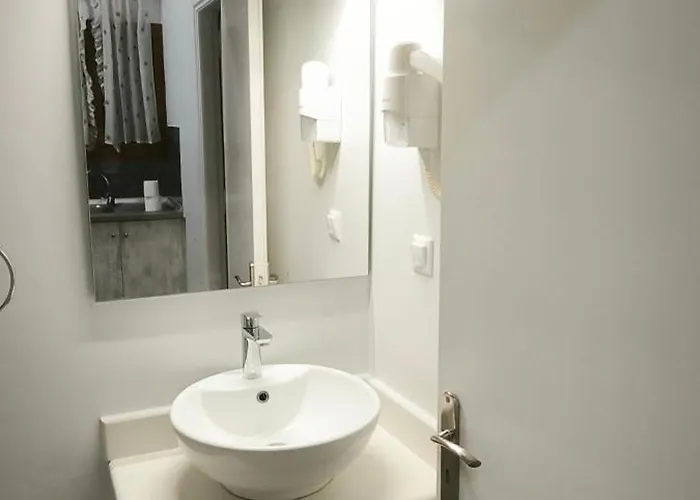 Apartman Spiros - Apartments,